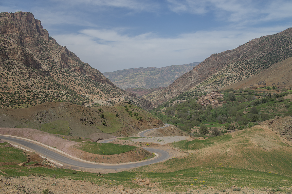 The road leading to Ait Bougoumez in the High Atlas Mountains