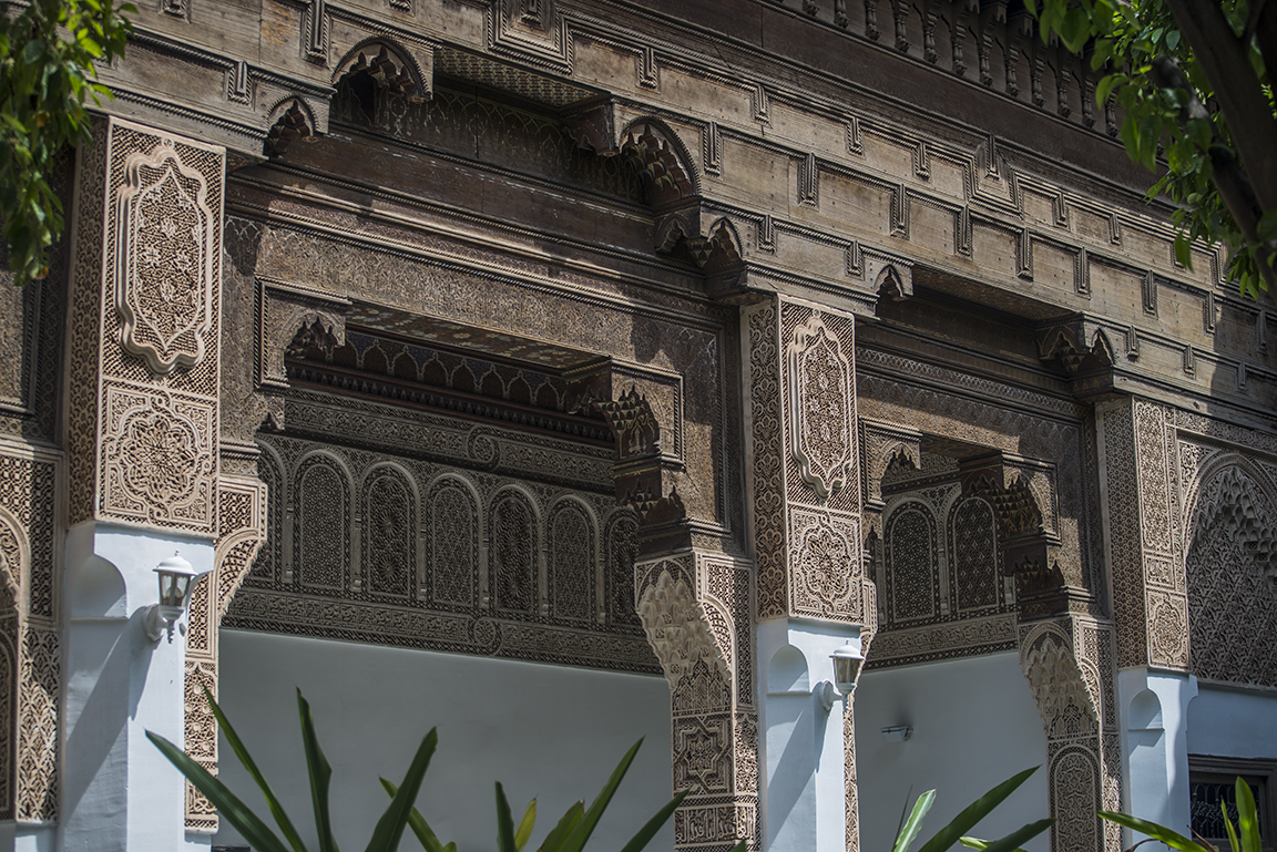 Intricate carvings in the garden couryard of the Bahia Palace