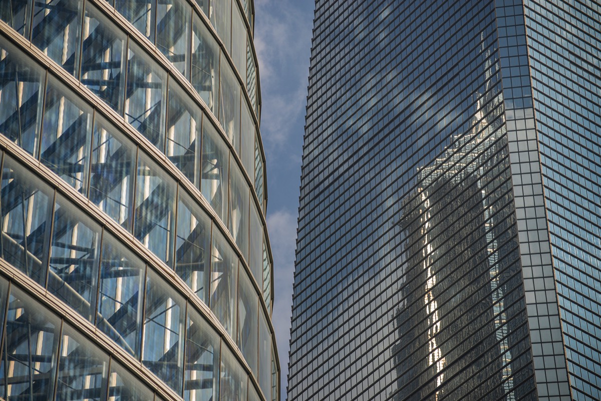 Shanghai Tower (left), World Financial Center (right) and Jinmao Tower (reflection)