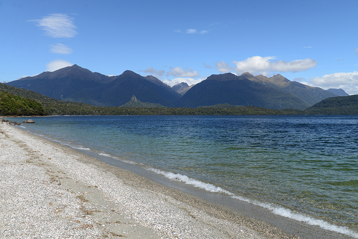 Lake Manapouri near Te Anu